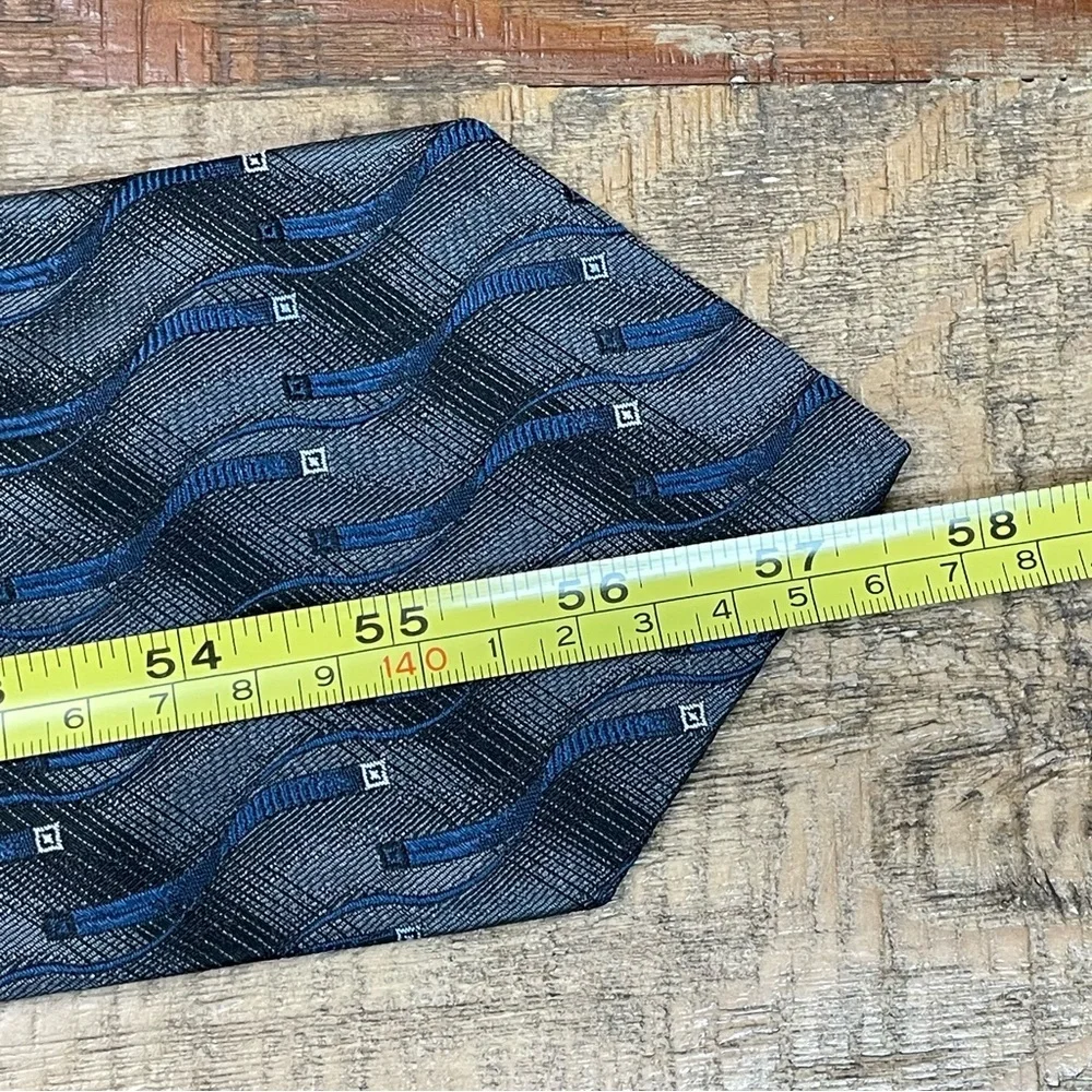 Jz Richards silk tie